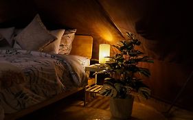 Skytree Glamping - Huda'S Haven